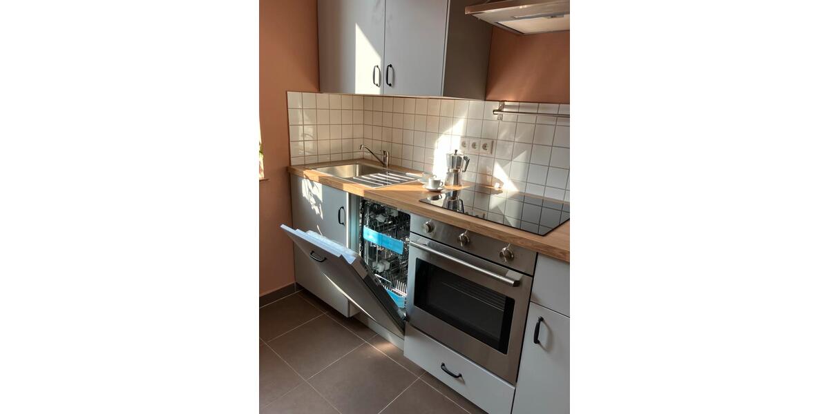 Erdgeschoßwohnung Frankfurt am Main Niederrad - 2 Zimmer, 60 m&sup2;, 1.030&euro; | Angebot:25440018