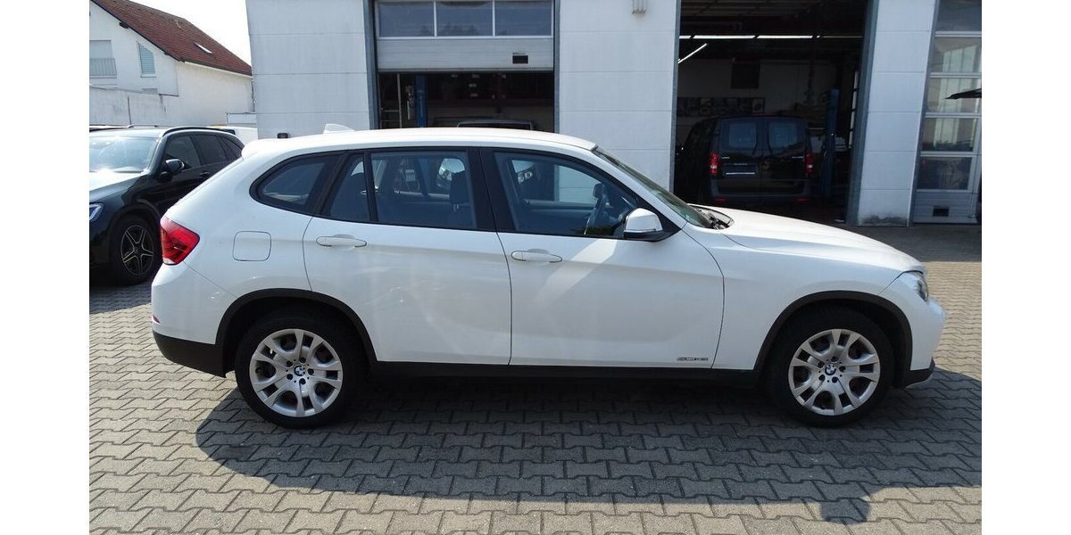 BMW X1 1.8l i sDrive, Steptronic, Sitzheizung, PDC hin 154.921 km 8.690 &euro; Rodgau 63110