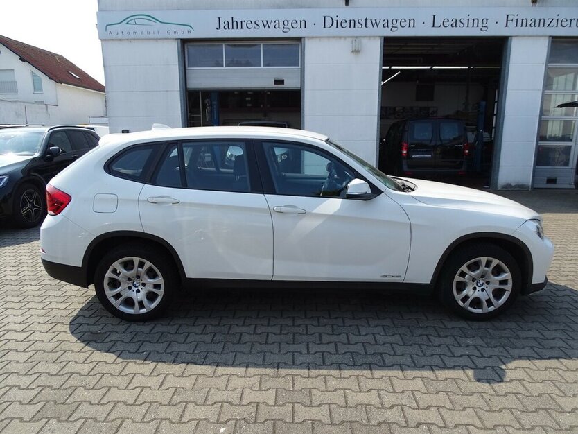 BMW X1 1.8l i sDrive, Steptronic, Sitzheizung, PDC hin 154.921 km 8.990 € Rodgau 63110