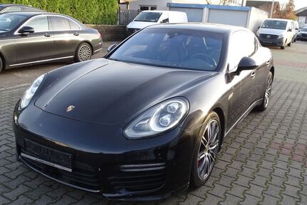 Porsche Panamera 184.608 km 27.890 € Rodgau 63110