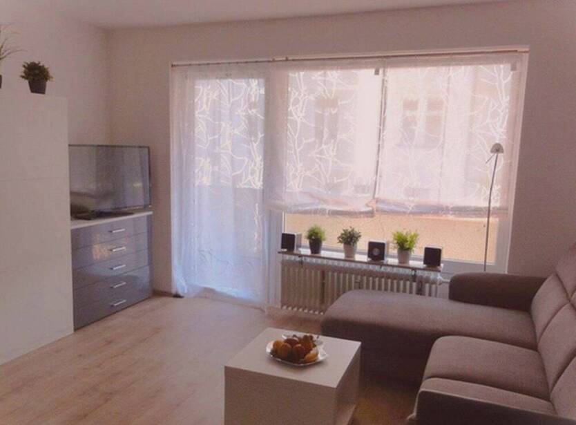 Voll möbliertes und hochwertig ausgestattetes 2 Zimmer Wohnung