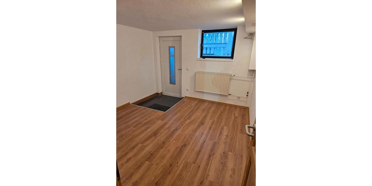 Etagenwohnung Raunheim - 2.5 Zimmer, 70 m&sup2;, 800&euro; | Angebot:26102442