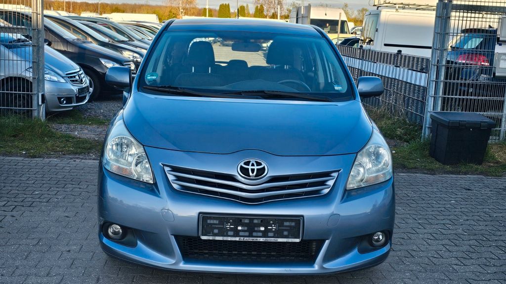 Toyota Verso 146.333 km 6.399 &euro; Dietzenbach 63128