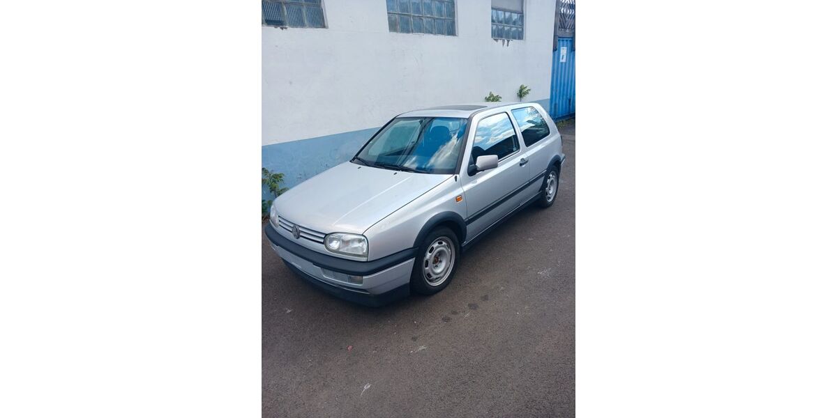 VW Golf 51.010 km 10.500 &euro; Frankfurt am Main 60316