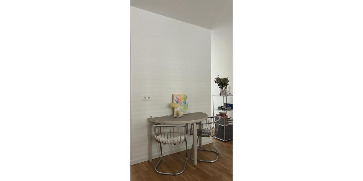 Erdgeschoßwohnung Frankfurt am Main Ostend - 2 Zimmer, 74 m&sup2;, 1.600&euro; | Angebot:24964279