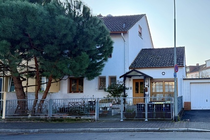 Frankfurt-Griesheim: Große Doppelhaushälfte in gesuchter Lage! - Haus Frankfurt am Main West | Angebot:25305384
