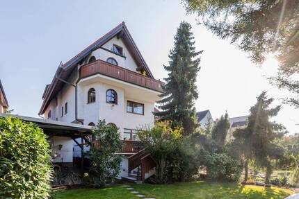 Haus Bischofsheim - 8 Zimmer, 275 m&sup2;, 850.000&euro; | Angebot:26498821