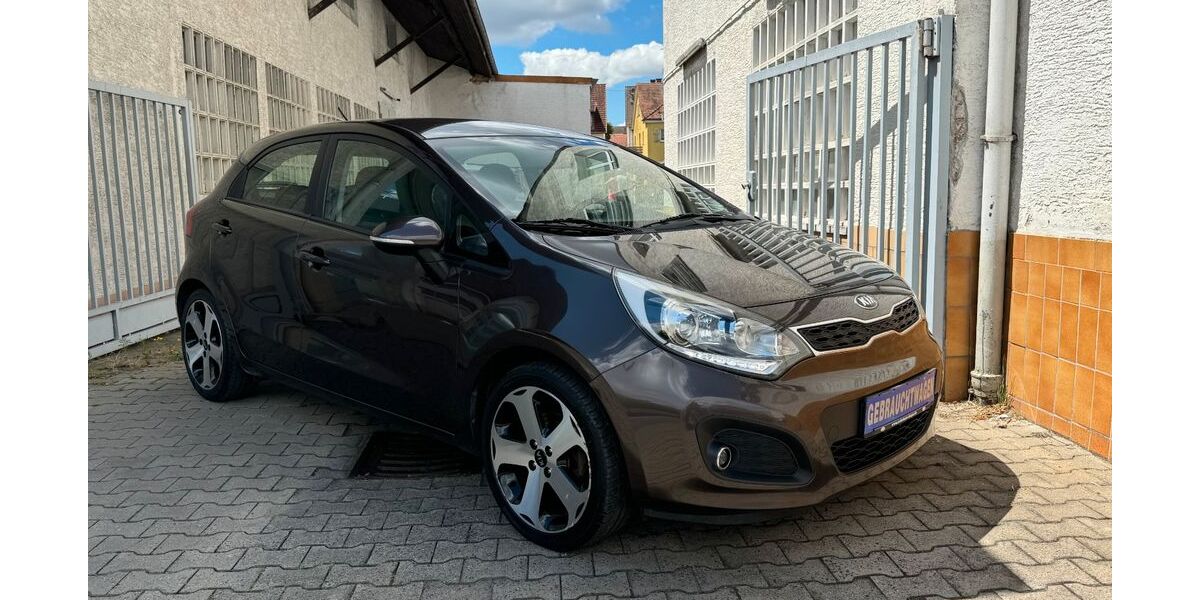 Kia Rio 104.282 km 7.999 &euro; Neu-Isenburg 63263