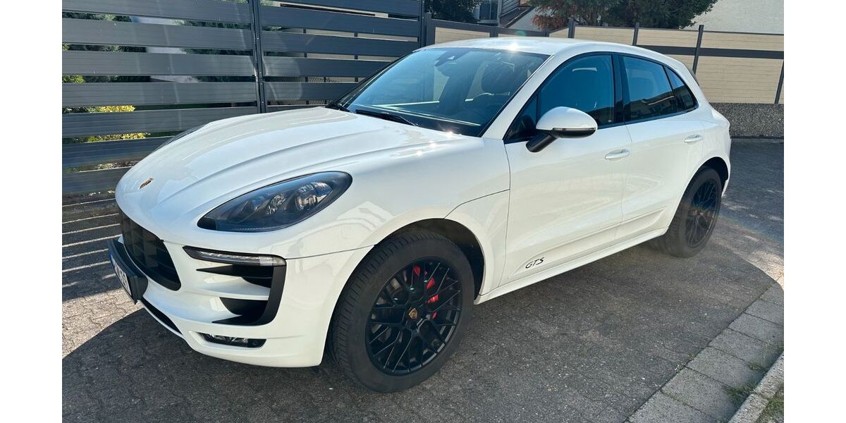 Porsche Macan 66.000 km 41.999 &euro; Obertshausen 63179