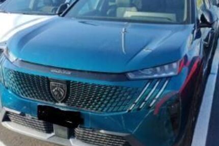 Peugeot 5008 11.649 km 28.980 &euro; Rüsselsheim 65428