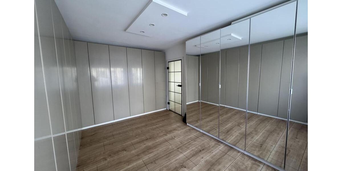 Etagenwohnung Frankfurt am Main Sachsenhausen - 3 Zimmer, 85 m&sup2;, 1.850&euro; | Angebot:26613279