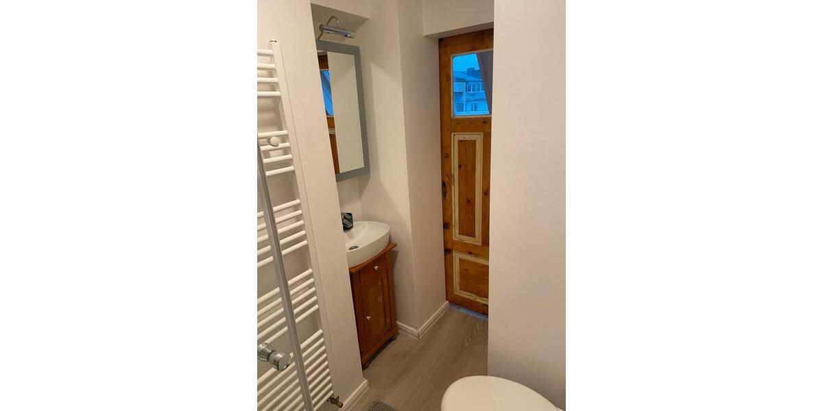 Dachgeschoßwohnung Frankfurt am Main Nordend West - 1 Zimmer, 25 m&sup2;, 970&euro; | Angebot:25323843