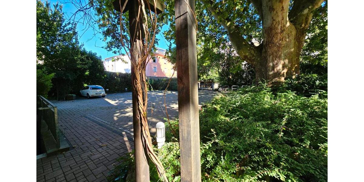 Erdgeschoßwohnung Frankfurt am Main Rödelheim - 3 Zimmer, 86 m&sup2;, 430.000&euro; | Angebot:20111092