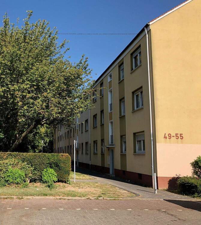 Modernisierte, schöne 2-Zimmerwohnung in Zeilsheim sucht SIE! 2 zimmer
