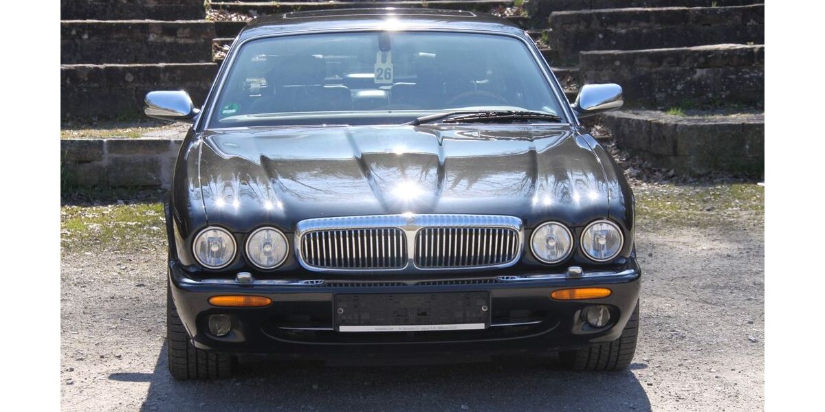 Jaguar Daimler 150.000 km 34.999 &euro; Heppenheim 64646