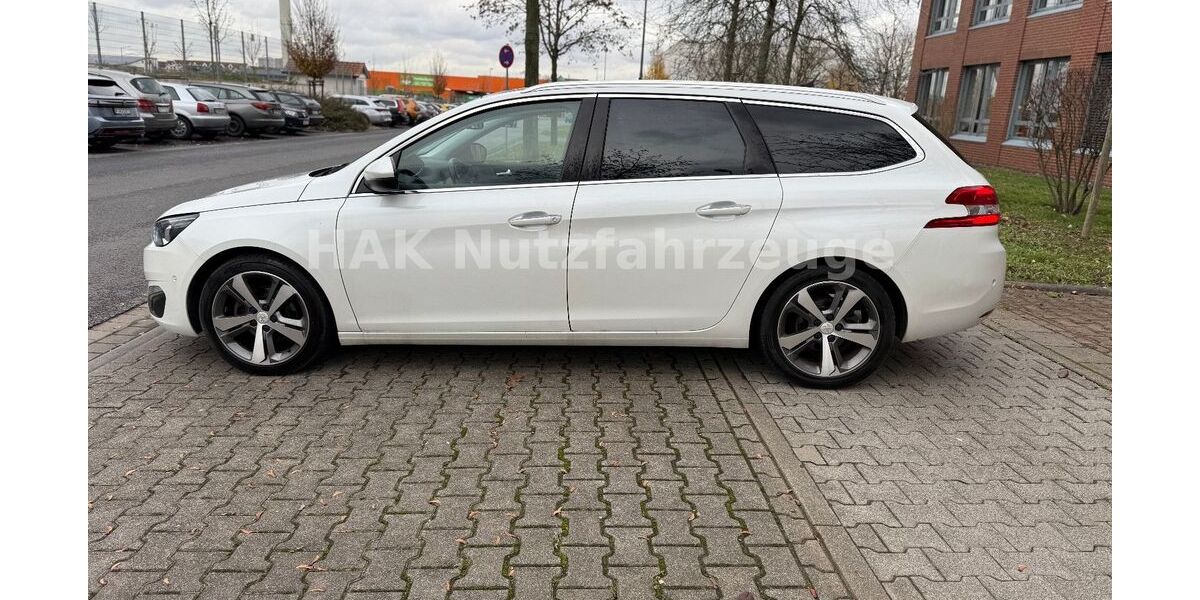 Peugeot 308 185.000 km 4.990 &euro; Dietzenbach 63128