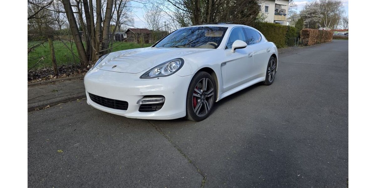 Porsche Panamera 199.000 km 19.800 &euro; Kriftel 65831