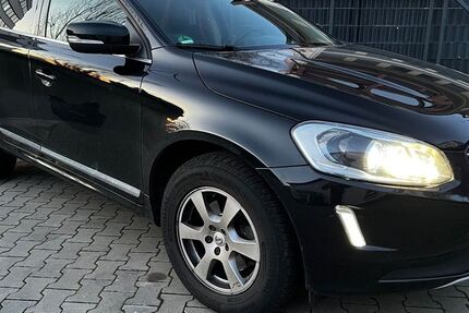 Volvo XC60 206.103 km 12.900 &euro; Frankfurt am Main / Bergen-Enkheim 60388