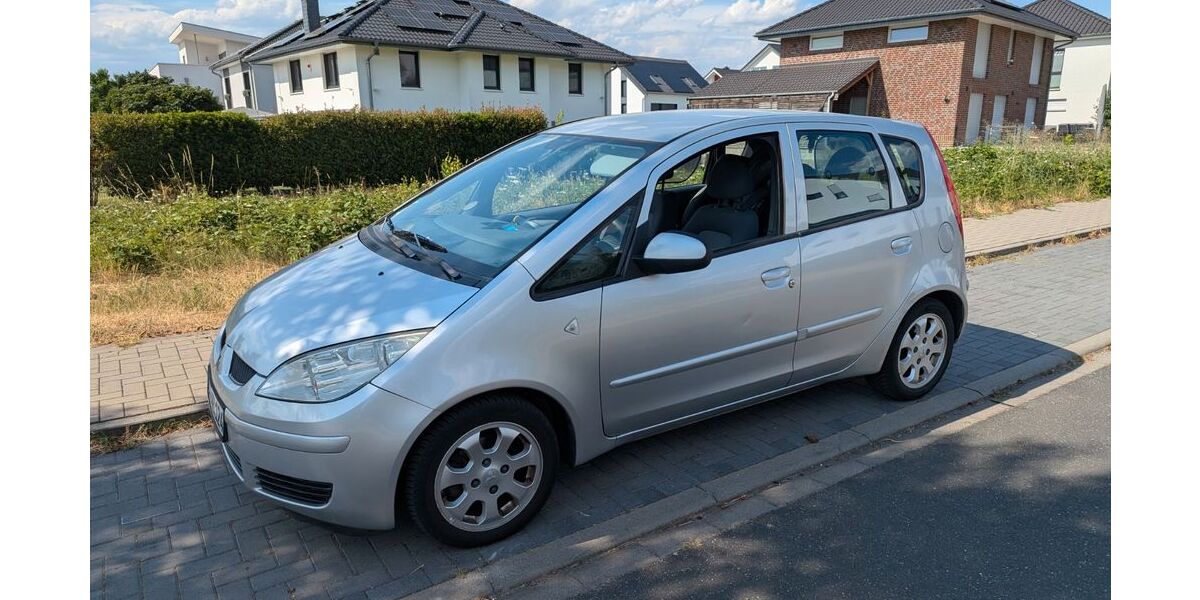 Mitsubishi Colt 159.000 km 900 &euro; Dreieich 63303
