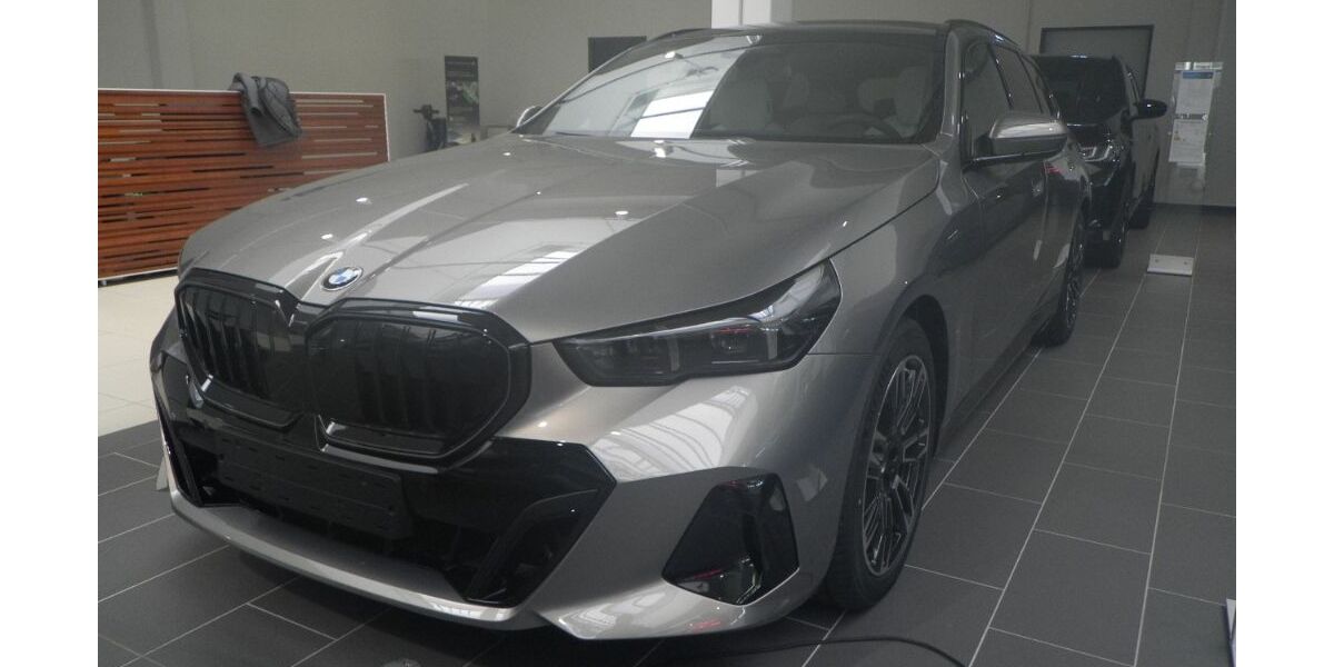 BMW 540 11.787 km 62.950 &euro; Frankfurt am Main 60435