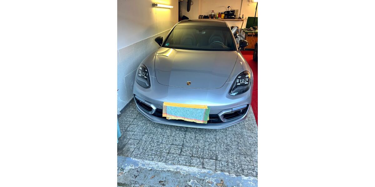 Porsche Panamera 21.600 km 96.850 &euro; Obertshausen 63179