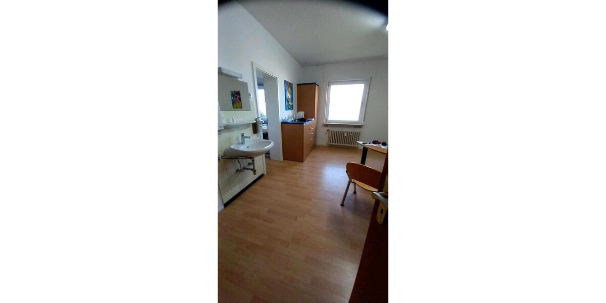 Etagenwohnung Hofheim am Taunus - 4 Zimmer, 88 m&sup2;, 1.200&euro; | Angebot:26373436
