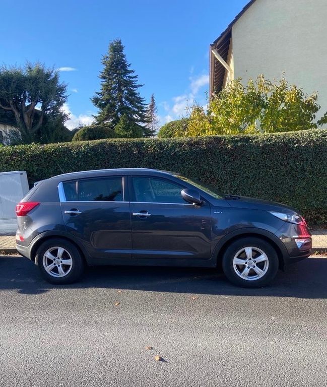 Kia Sportage 197.000 km 8.500 € Frankfurt 60599