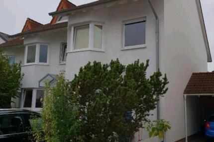 Von privat und provisionsfrei: gepflegtes Reihenendhaus