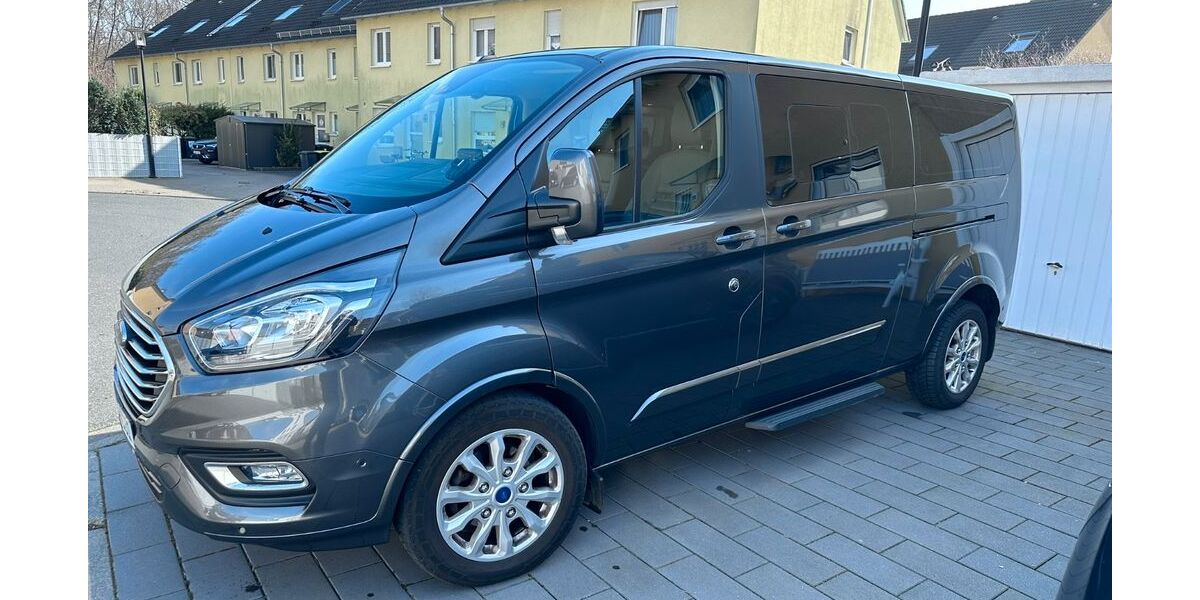Ford Tourneo Custom 110.000 km 29.000 &euro; Frankfurt 65934