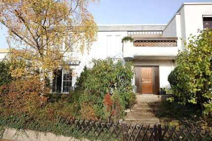 Haus zum Kaufen in Darmstadt 745.000 € 186.6 m² 4.5 zimmer