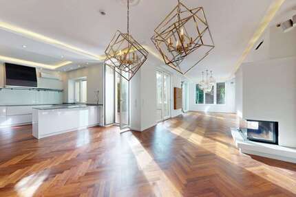 Haus zum Mieten in Frankfurt am Main 5.000 € 298.5 m² 8 zimmer