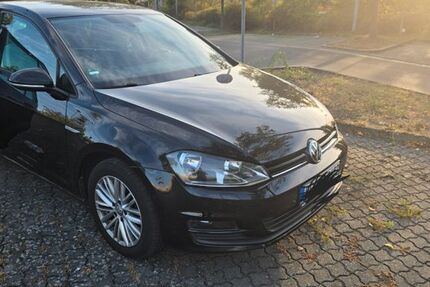 VW Golf 101.000 km 8.990 &euro; Dietzenbach 63128