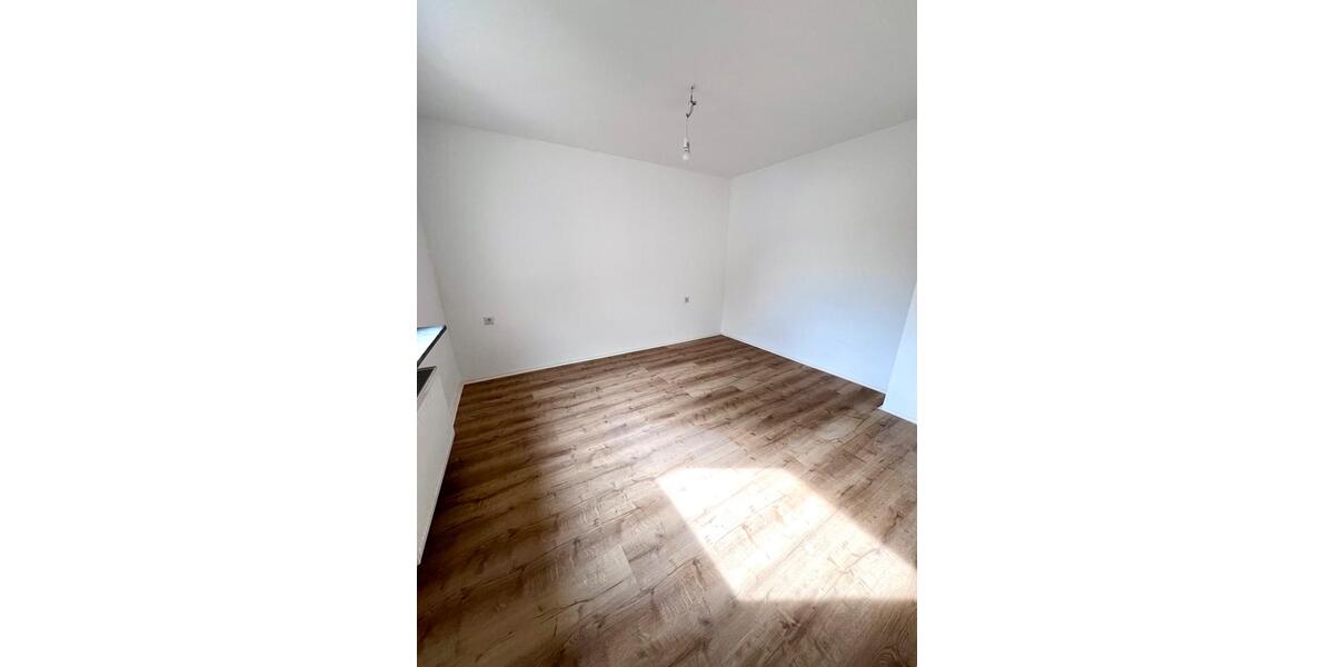 Einfamilienhaus Bensheim - 4.5 Zimmer, 90 m&sup2;, 390.000&euro; | Angebot:26750628
