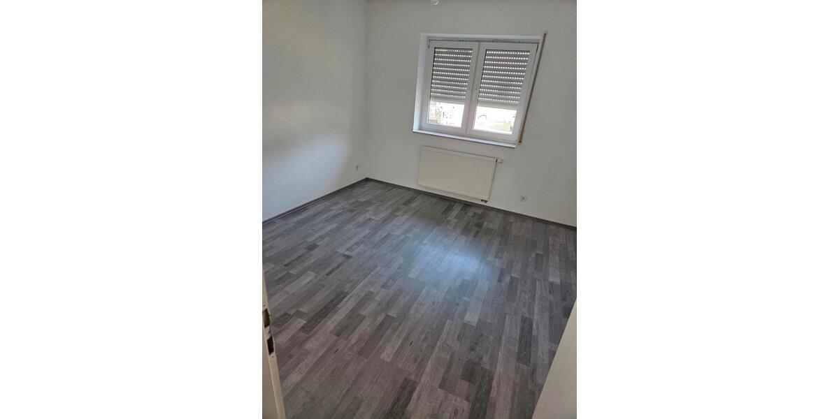 Erdgeschoßwohnung Raunheim - 4 Zimmer, 85 m&sup2;, 1.700&euro; | Angebot:25355622