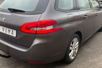 Peugeot 308 165.318 km 7.616 € Frankfurt am Main 60389