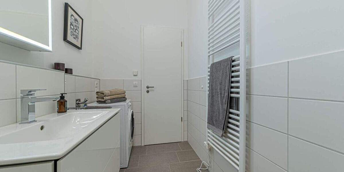 Etagenwohnung Frankfurt am Main Bahnhofsviertel - 2 Zimmer, 70 m&sup2;, 1.690&euro; | Angebot:23789894