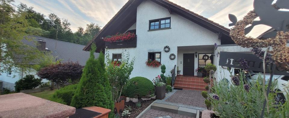 Einfamilienhaus Otzberg - 6 Zimmer, 300 m&sup2;, 649.000&euro; | Angebot:27298287