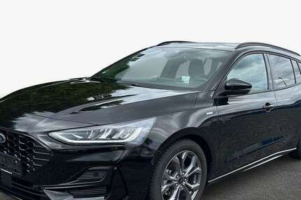 Ford Focus 12.407 km 24.950 &euro; Frankfurt am Main 60386