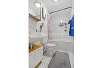 Etagenwohnung Hattersheim - 2 Zimmer, 77 m&sup2;, 165.000&euro; | Angebot:26475937