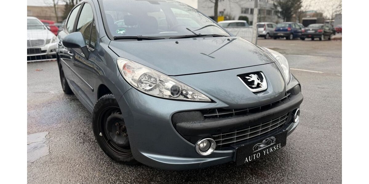 Peugeot 207 182.000 km 2.990 &euro; Heppenheim 64646