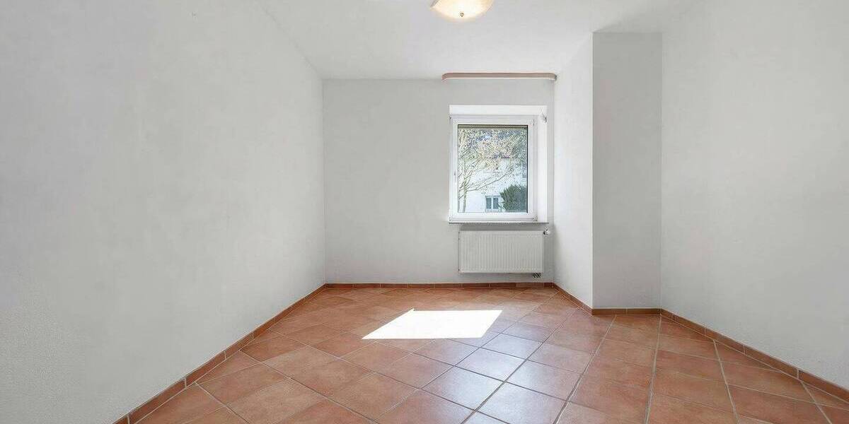 Mehrfamilienhaus, Wohnhaus Offenbach am Main Buchrain - 8 Zimmer, 170 m&sup2;, 580.000&euro; | Angebot:26128232