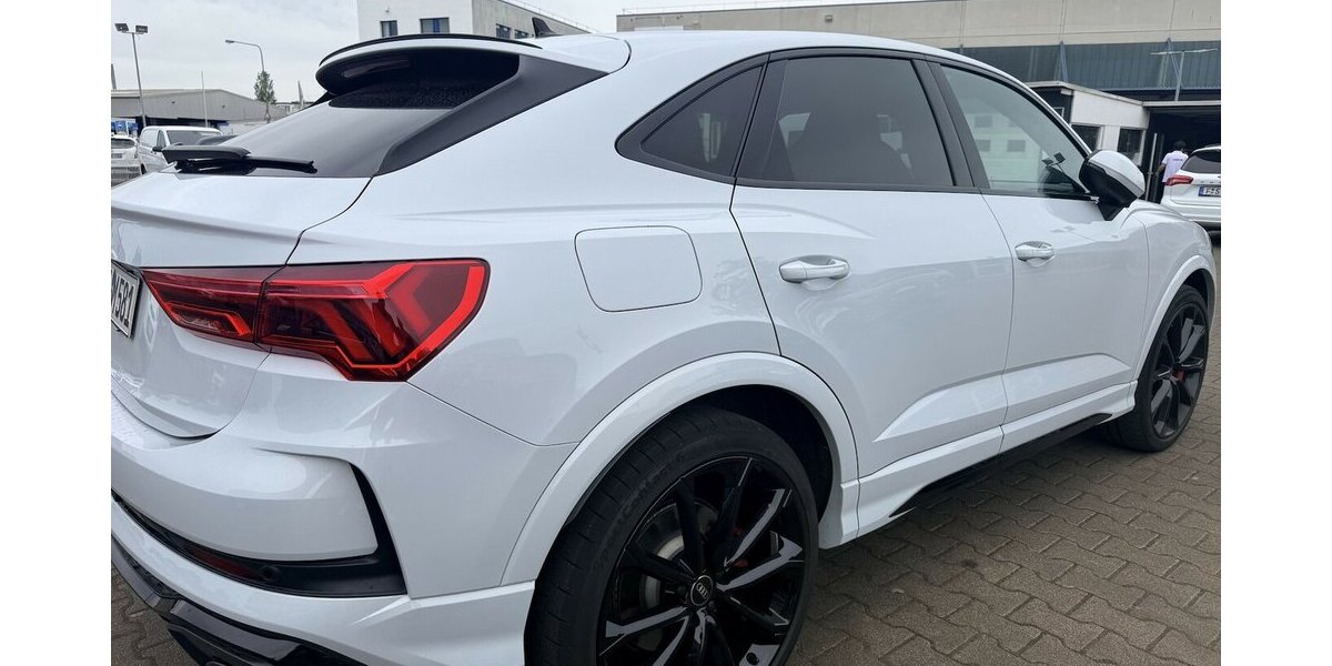 Audi RS Q3 2.5 TFSI quattro/Neuwertig 24.989 km 49.890 &euro; Frankfurt 60386