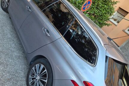 Peugeot 308 133.000 km 12.500 &euro; Frankfurt 63263