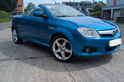 Opel Tigra 132.500 km 2.499 &euro; Rüsselsheim am Main 65428