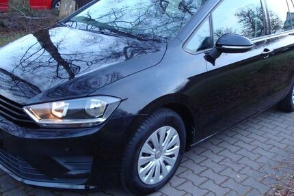 VW Golf Sportsvan 67.800 km 14.499 &euro; Lorsch 64653