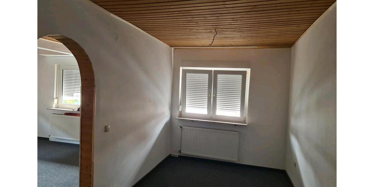 Etagenwohnung Offenbach am Main Bürgel - 3 Zimmer, 75 m&sup2;, 950&euro; | Angebot:25084630
