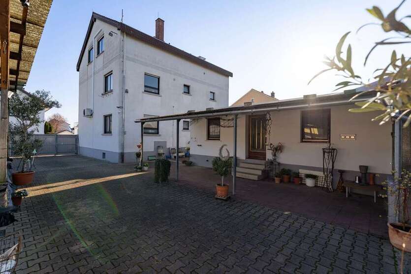 Haus zum Kaufen in Bürstadt 529.000 € 195 m²