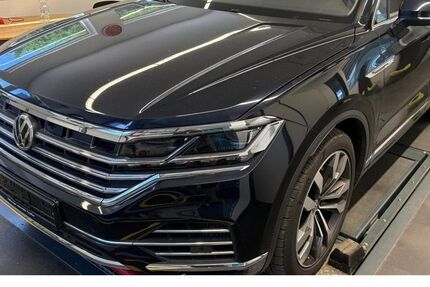 VW Touareg 65.800 km 54.890 &euro; Bensheim 64625