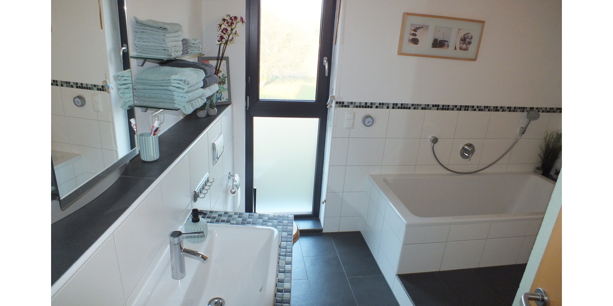 Kommen Sie zu uns Ihr Haus ist schon da, ca. 350m² Wohnfl. und ca. 802m² Grundst. in Top Lage ! - Einfamilienhaus Büttelborn | Angebot:24610042