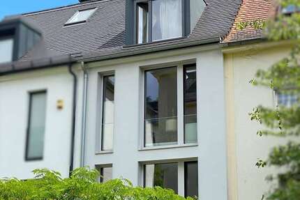 Haus Frankfurt Westend Süd - 5 Zimmer, 130 m&sup2;, 3.450&euro; | Angebot:26785695